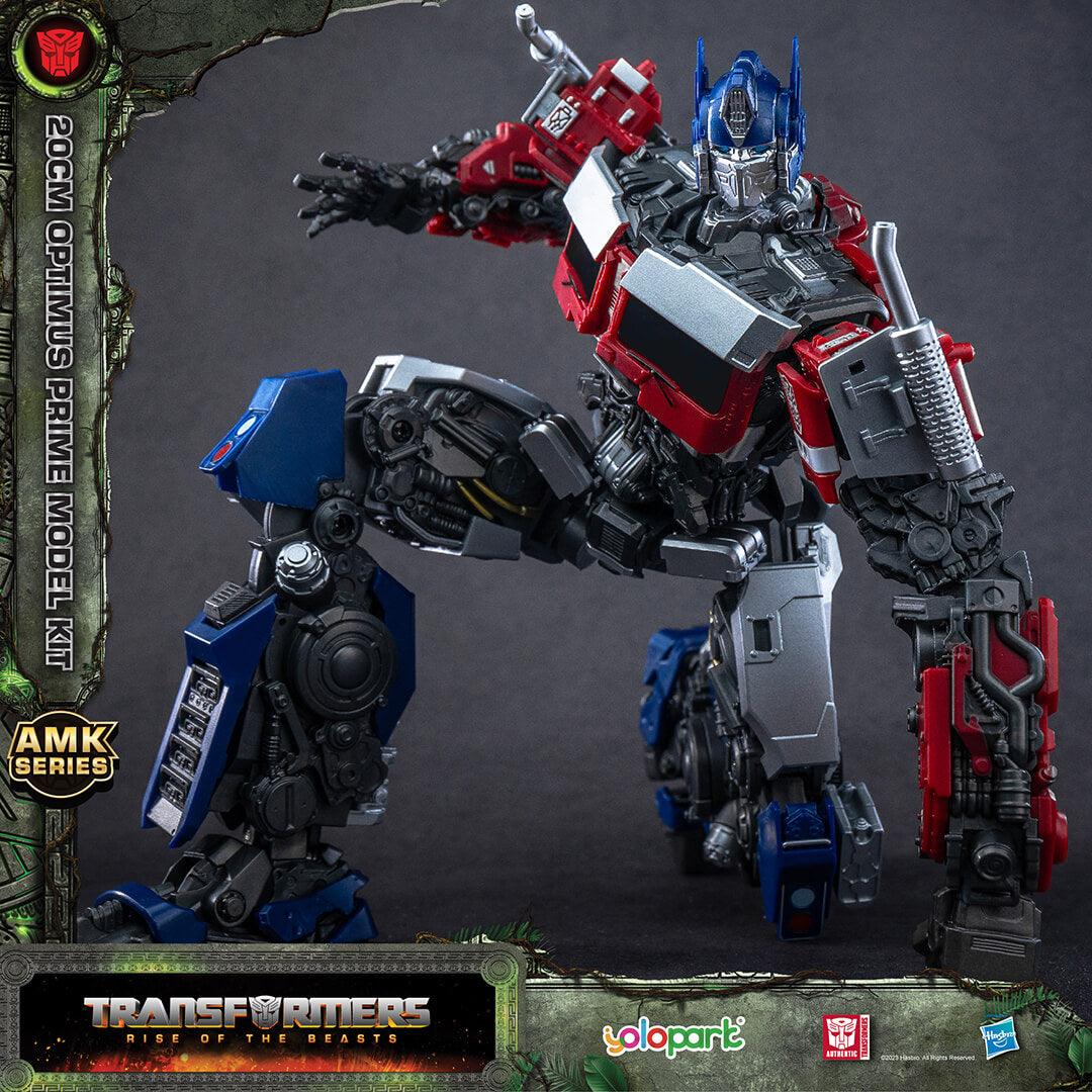 Transformers R.E.D. Transformers Prime Optimus Prime in-Hand Images