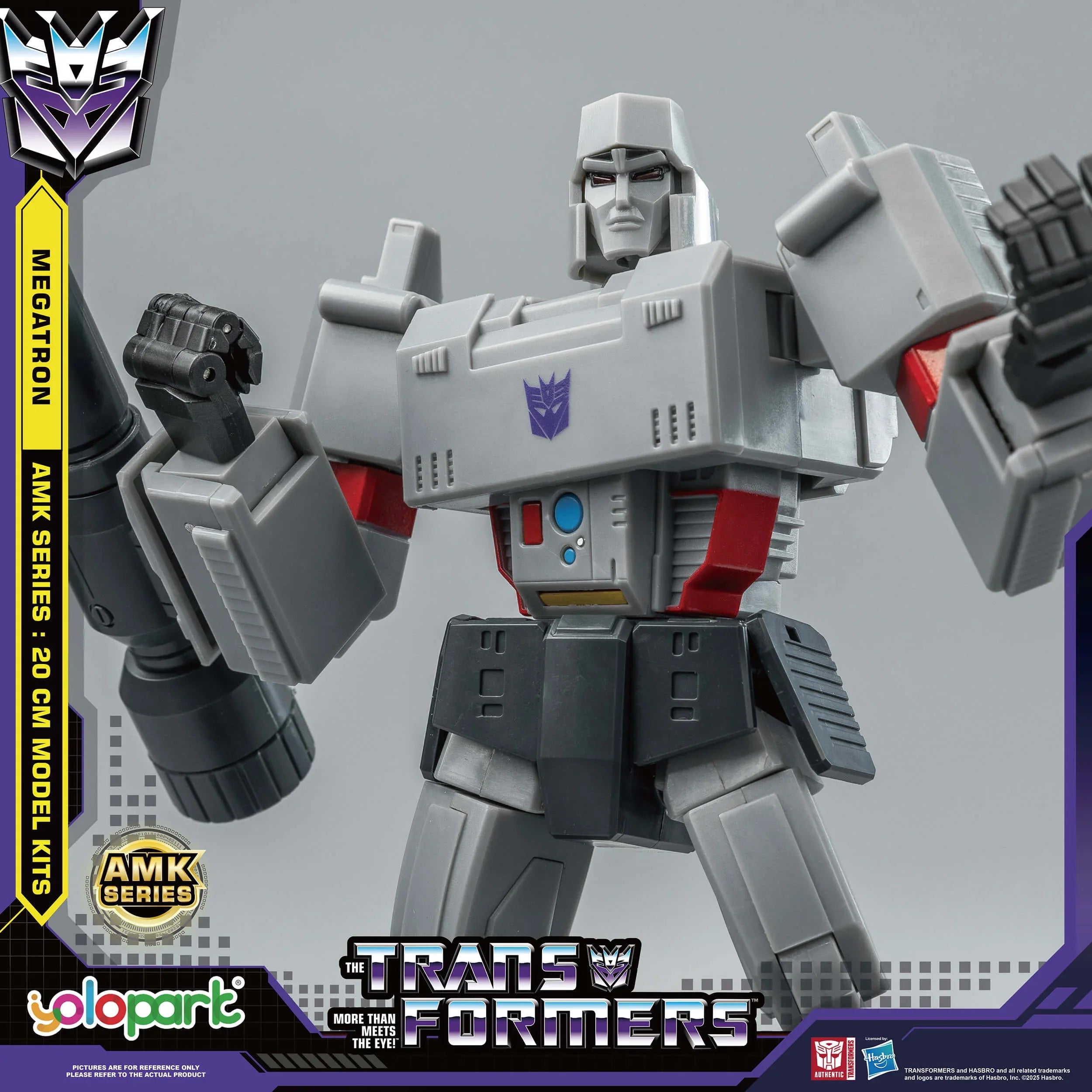 Transformers: Generation 1 - 20cm Megatron Model Kit - AMK Series