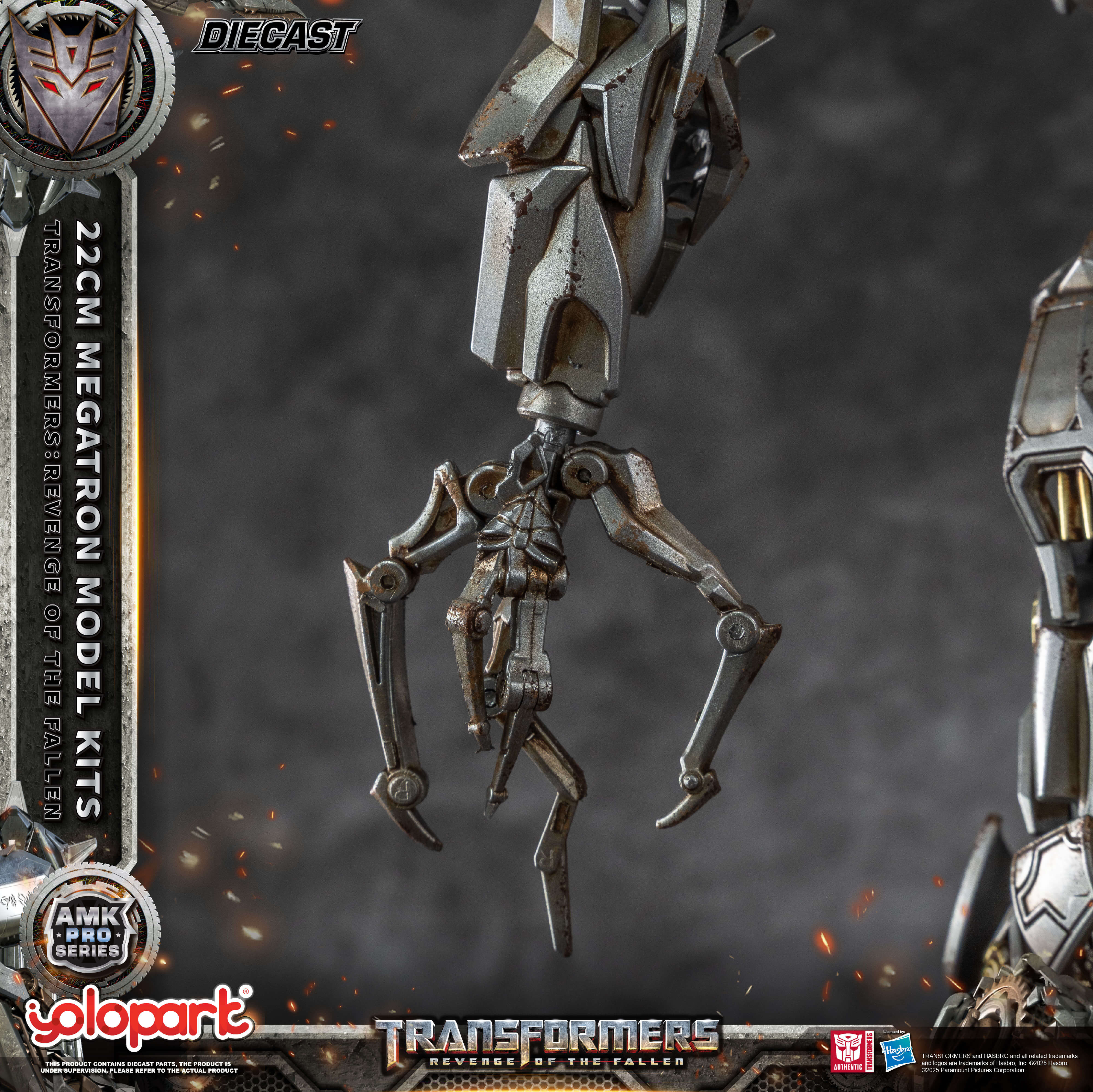 Transformers: Revenge of the Fallen - 22cm Megatron Model Kitt - AMK PRO Series