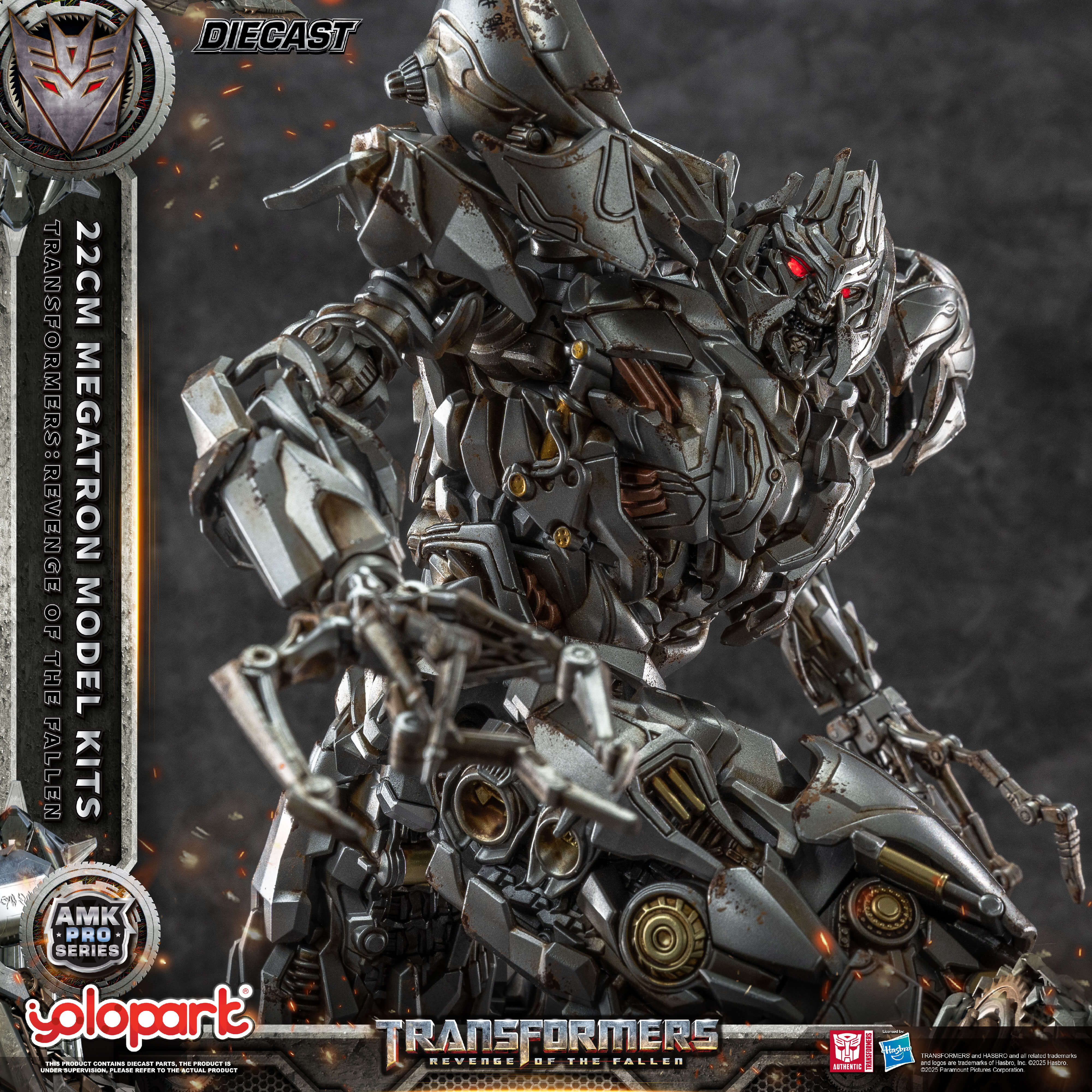 Transformers: Revenge of the Fallen - 22cm Megatron Model Kitt - AMK PRO Series