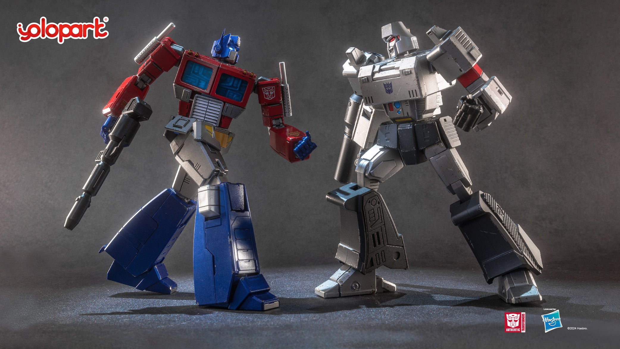 Transfomer G1 Optimus Prime and Megatron from AMK PRO Series