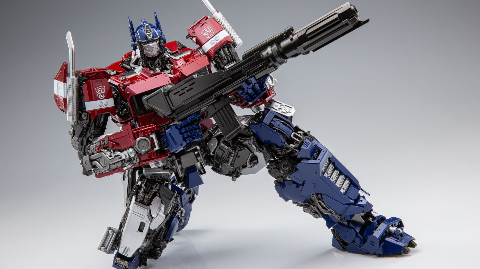 Transformers: Bumblebee - Earth Mode Optimus Prime