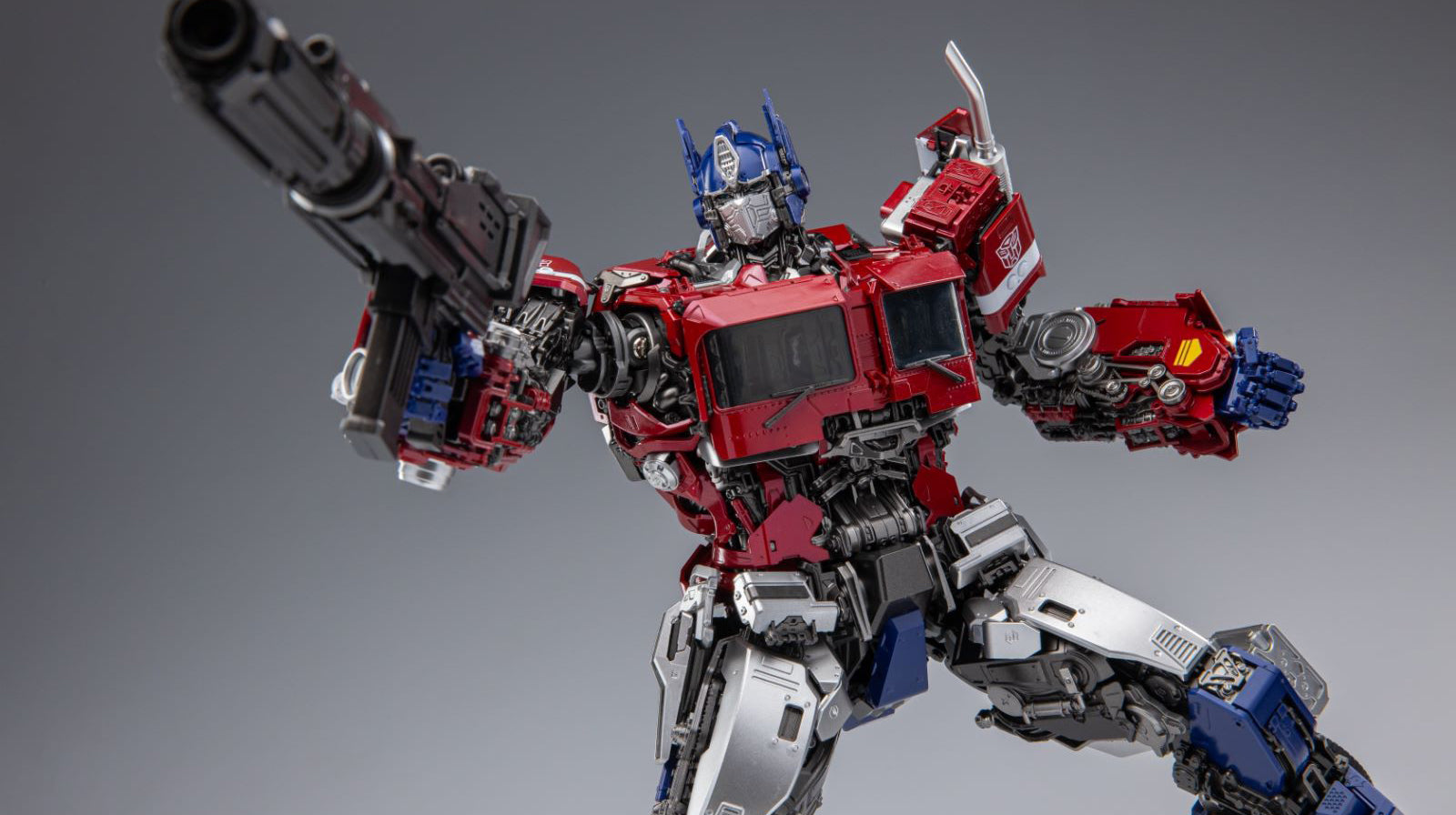 Transformers: Bumblebee - Earth Mode Optimus Prime